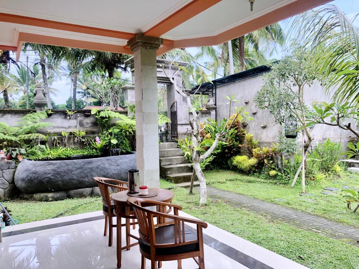 Hotel Gusti Rai House Ubud Exterior foto